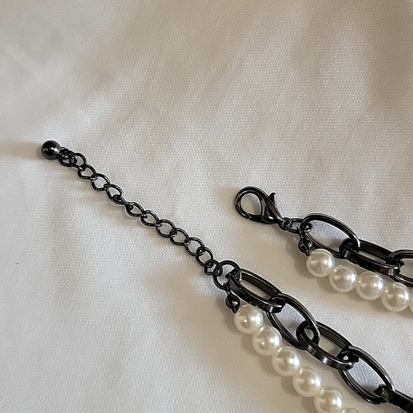 Double Layer Spiked Gunmetal Choker With Pearls, NWOT - Picture 3 of 6